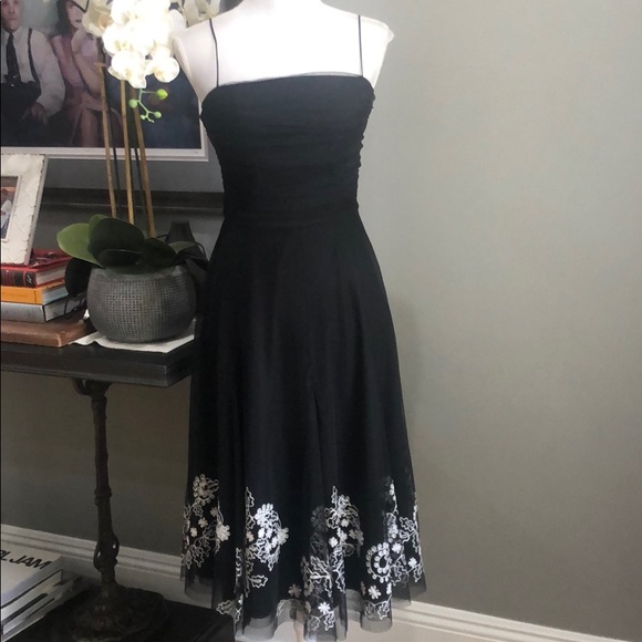 Eliza J Dresses & Skirts - Eliza J Embroidered Tulle Fit & Flare Party Dress